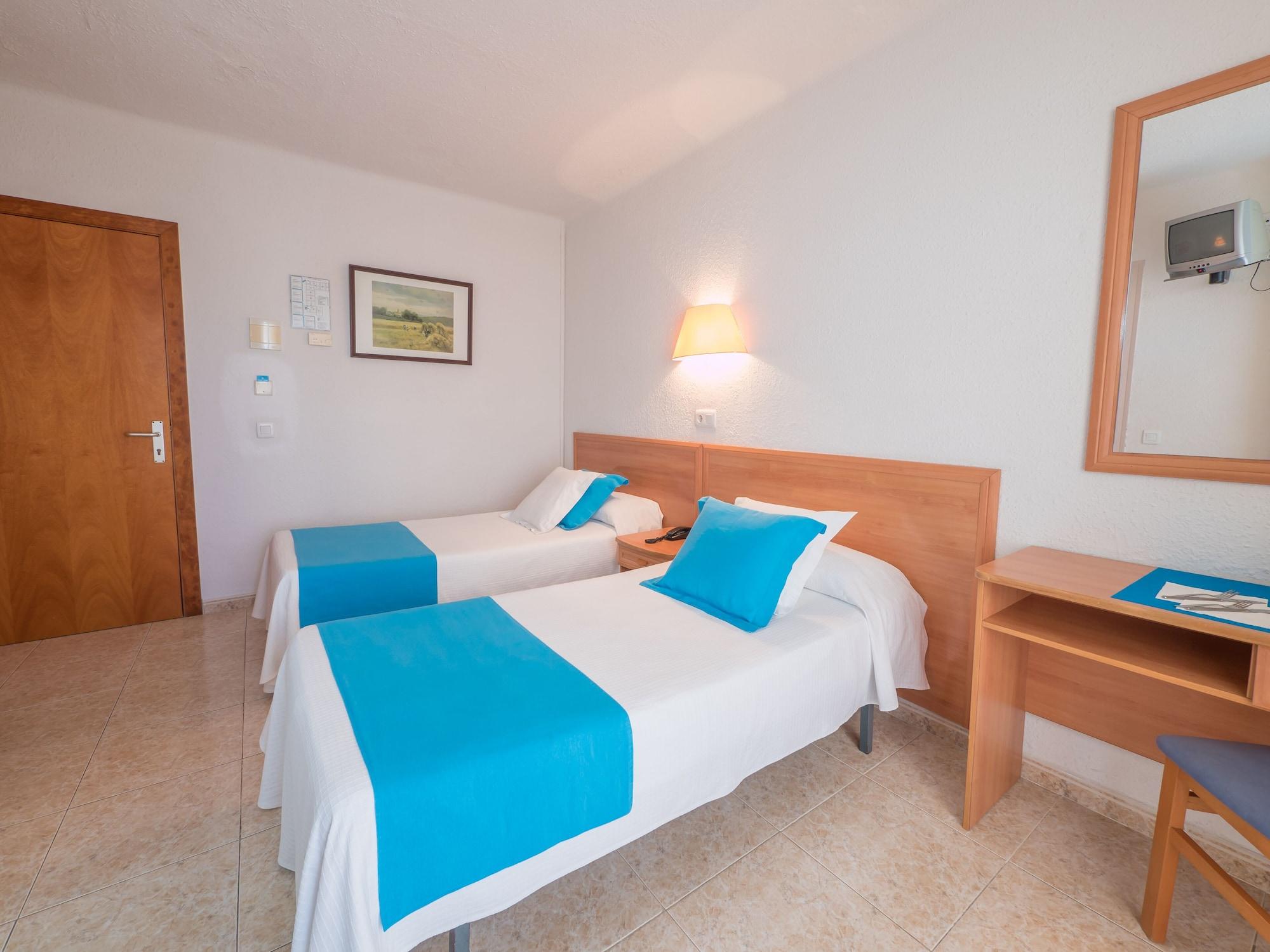 Hotel Checkin Pineda Pineda de Mar Esterno foto