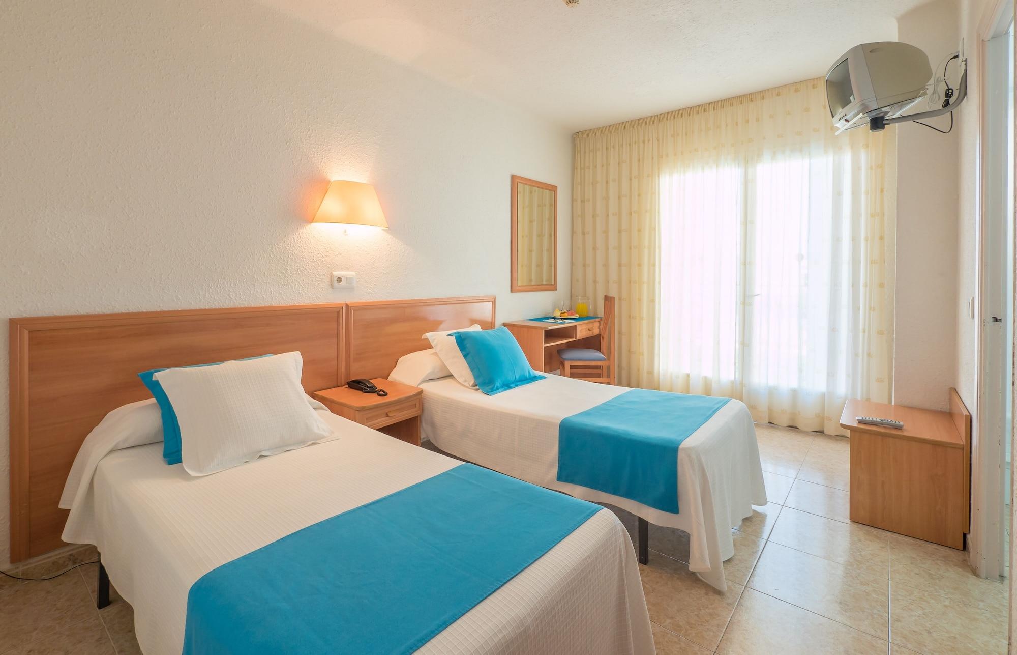 Hotel Checkin Pineda Pineda de Mar Esterno foto