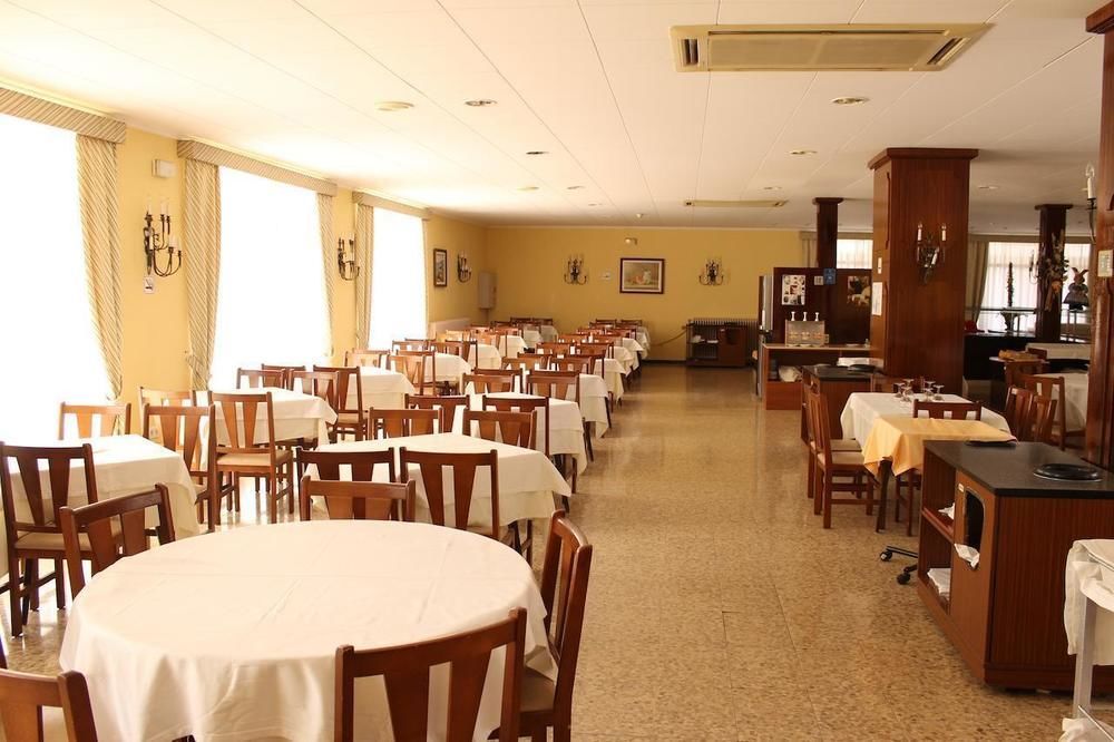 Hotel Checkin Pineda Pineda de Mar Esterno foto