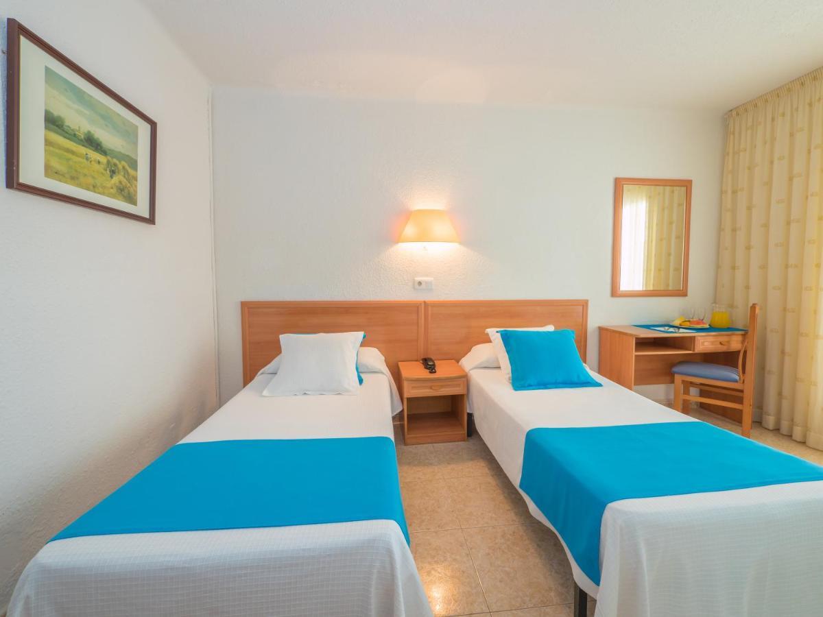Hotel Checkin Pineda Pineda de Mar Esterno foto